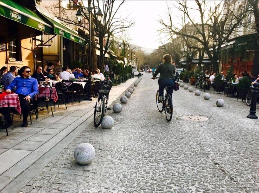 Dm Hostel And Apartments Üsküp Dış mekan fotoğraf