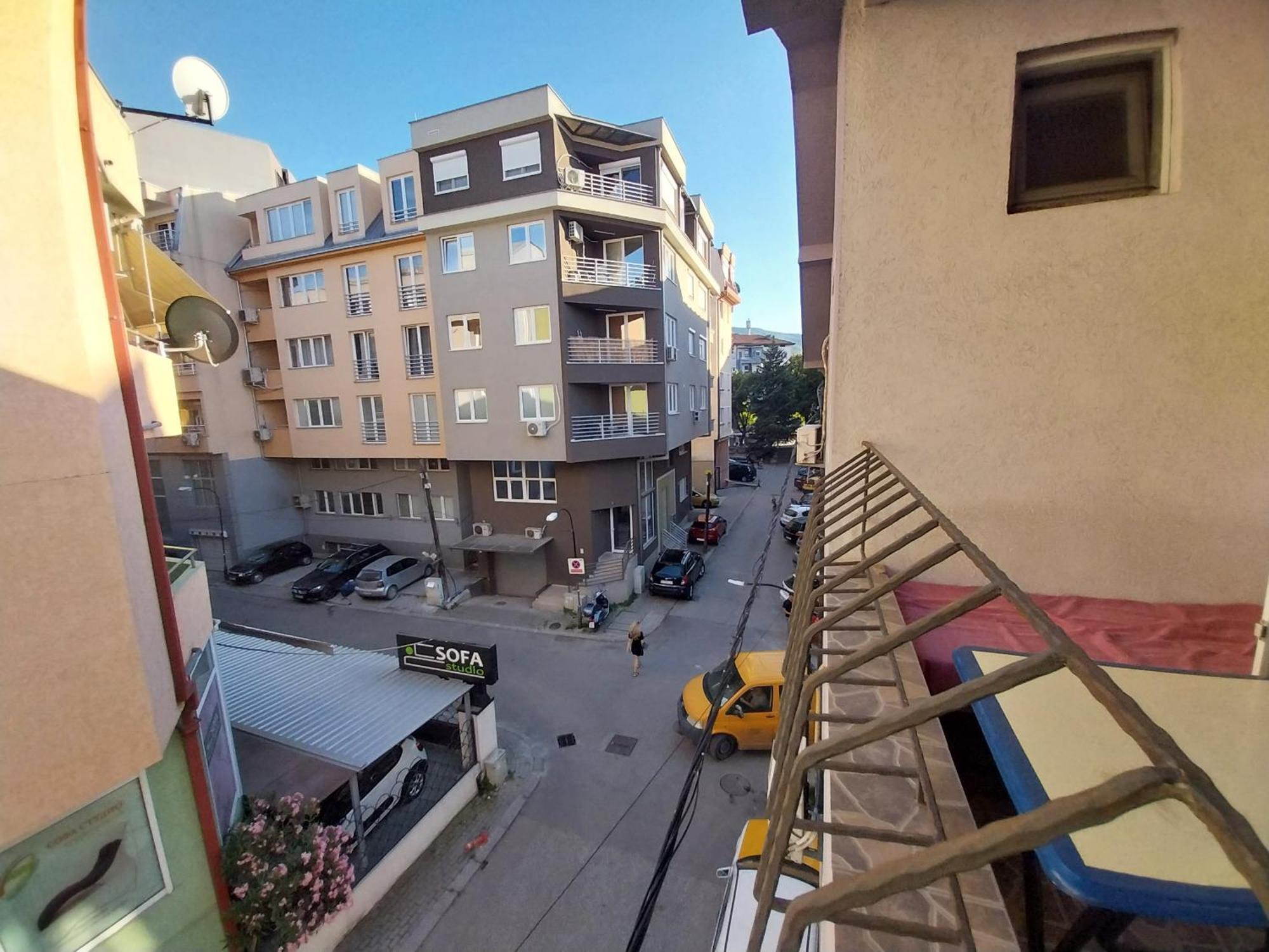 Dm Hostel And Apartments Üsküp Dış mekan fotoğraf