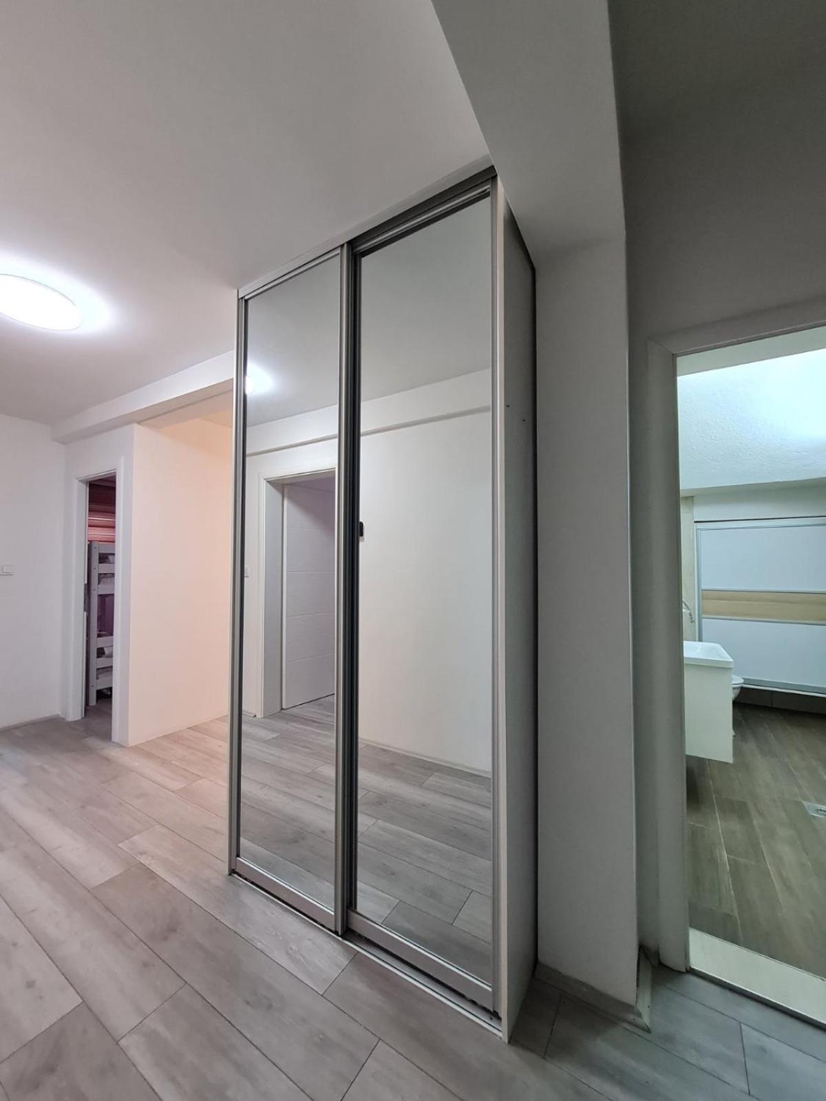 Dm Hostel And Apartments Üsküp Dış mekan fotoğraf