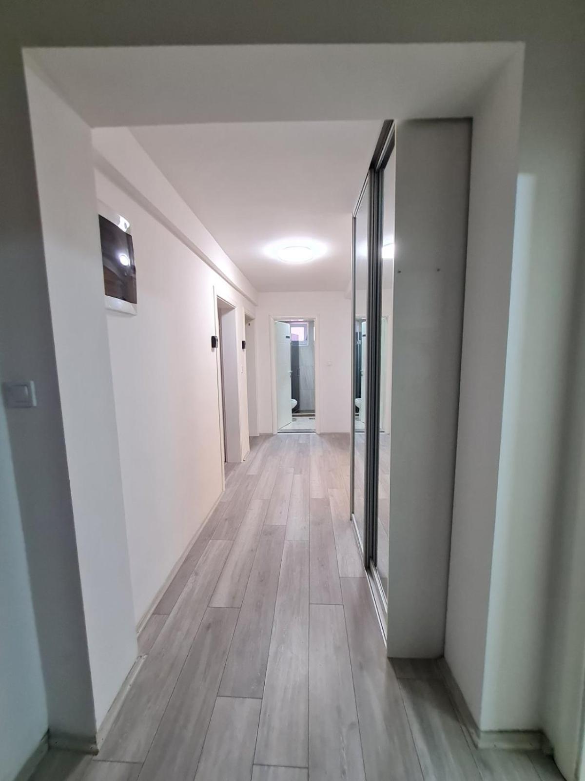 Dm Hostel And Apartments Üsküp Dış mekan fotoğraf